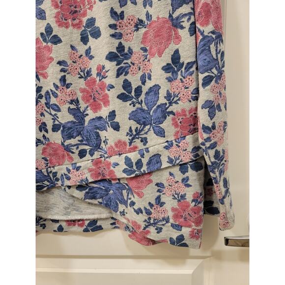 LOFT Women's Vine Textured Crossover Hem Top - Picture 5 of 9